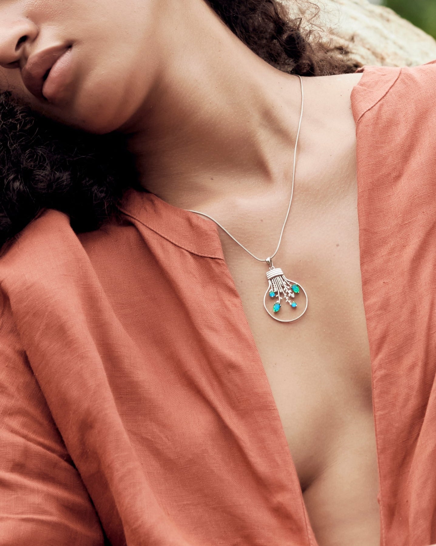 Island Dream Sparkbulb Pendant