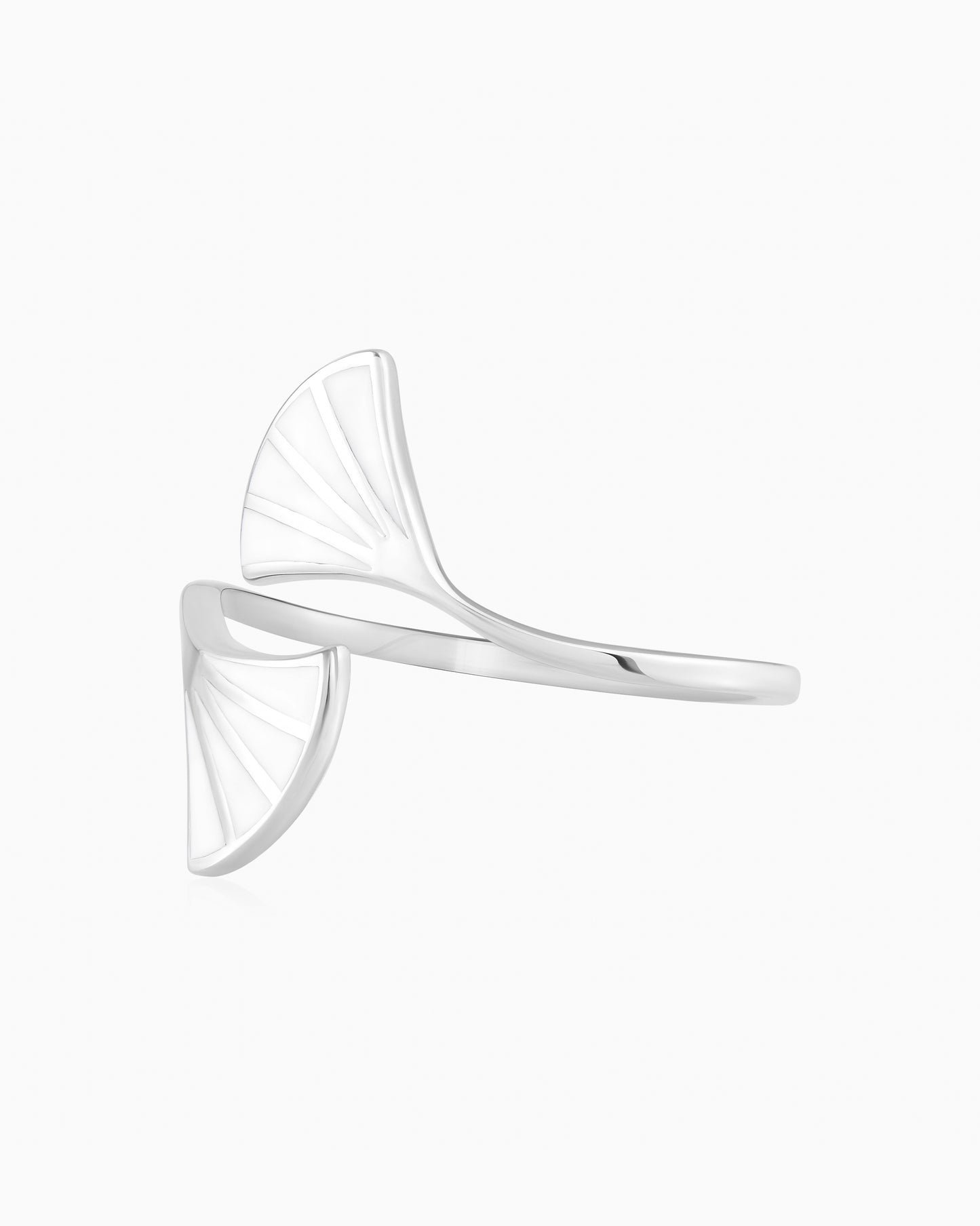 Chic Elegance Harmony Ring