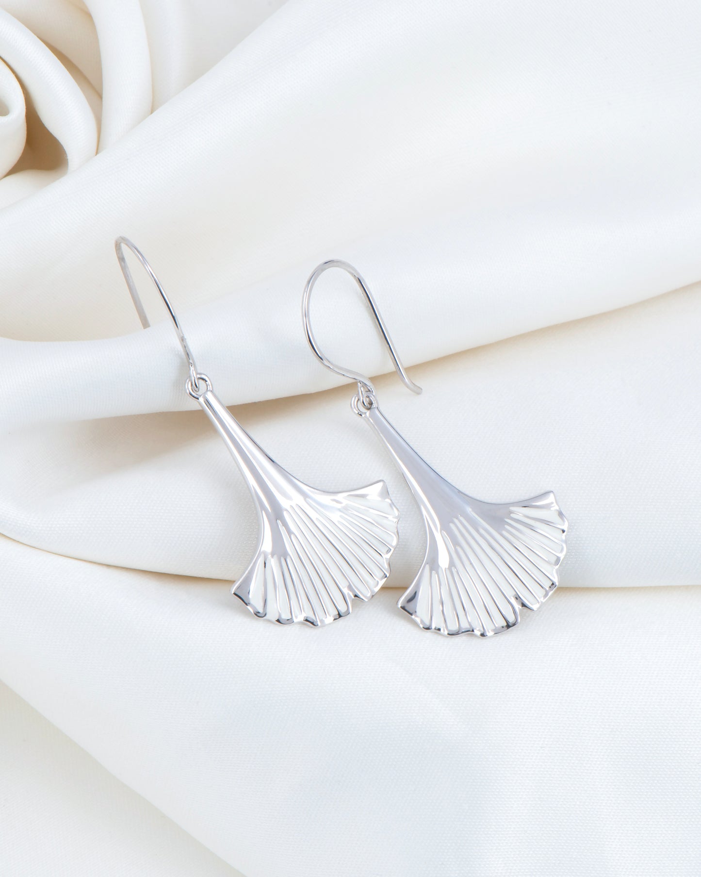 Areca Palm Sap Earrings