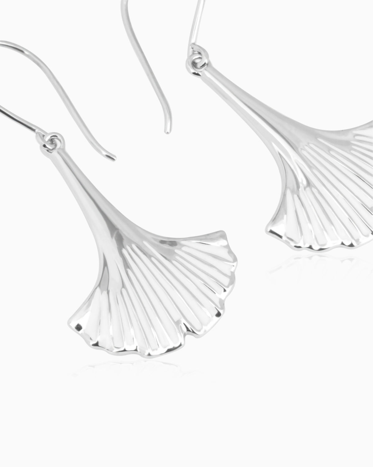 Areca Palm Sap Earrings