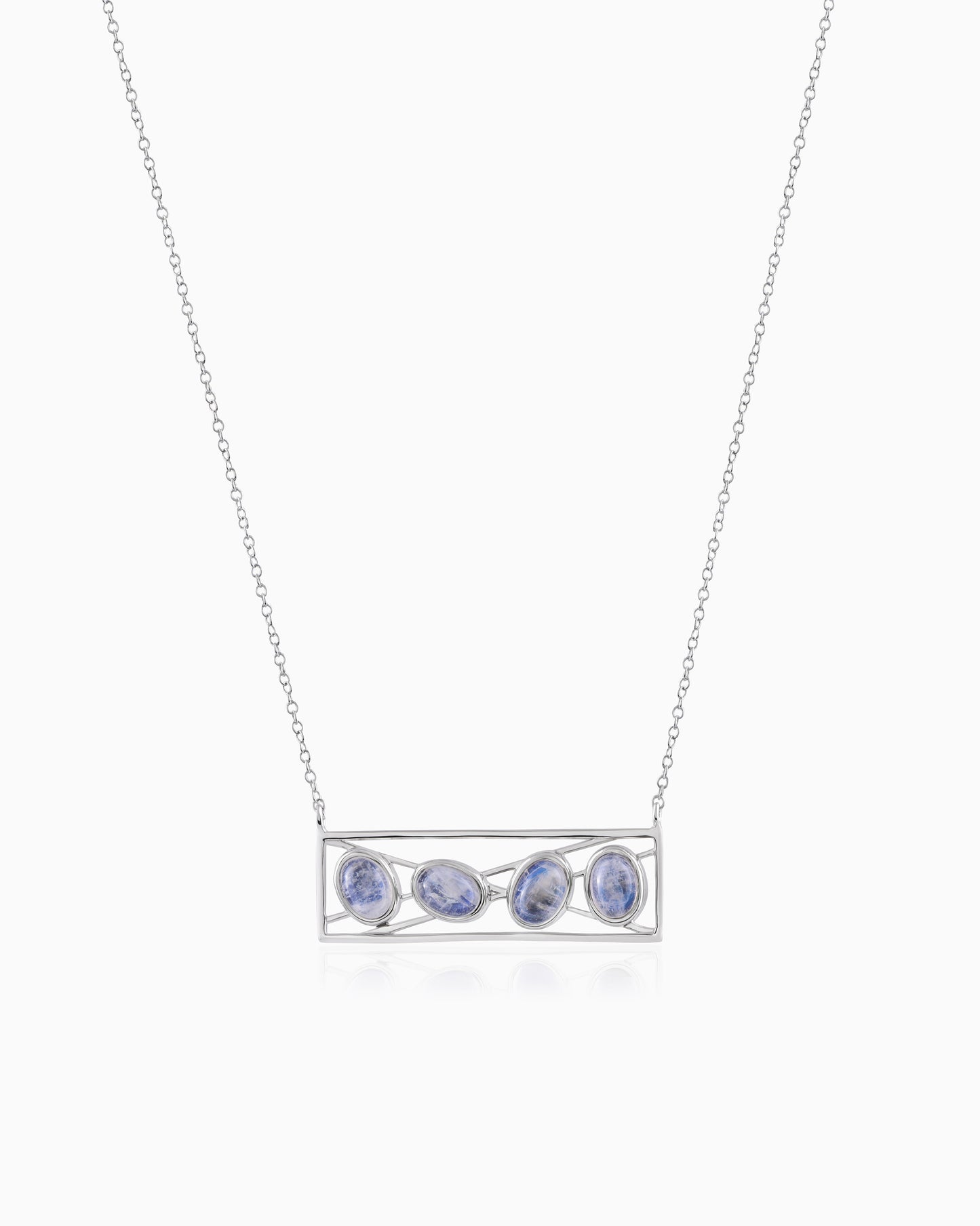 Milky Eyelets Necklace 18"