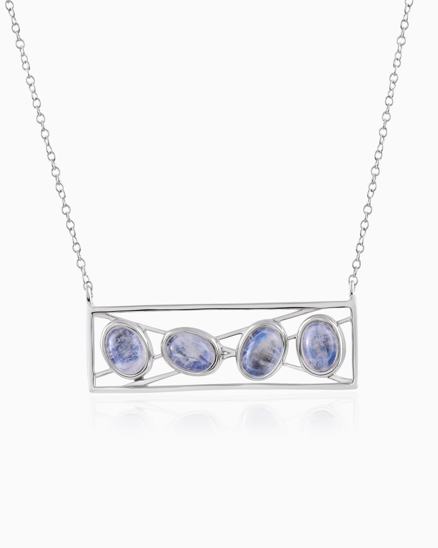 Milky Eyelets Necklace 18"