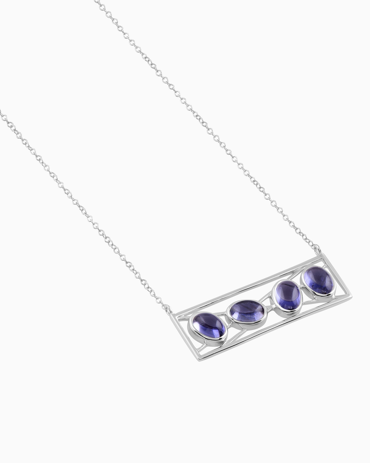 Imperial Eyelets Necklace 18"