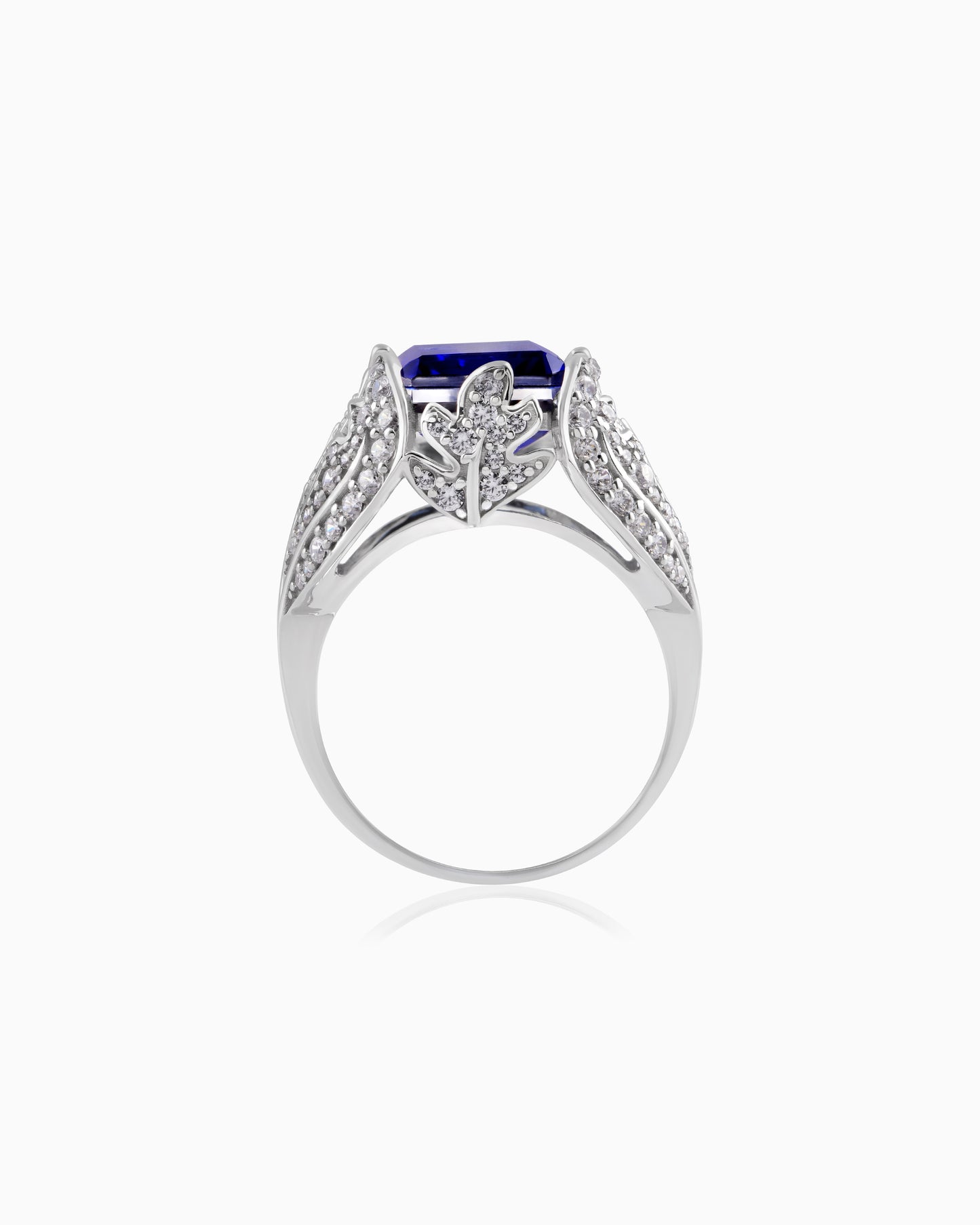 Eclipsewake Sapphire Ring