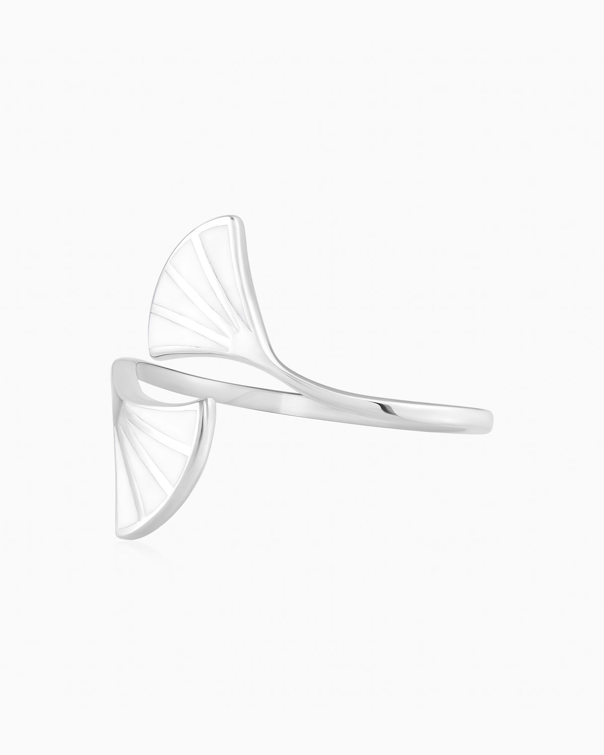 Chic Elegance Harmony Ring