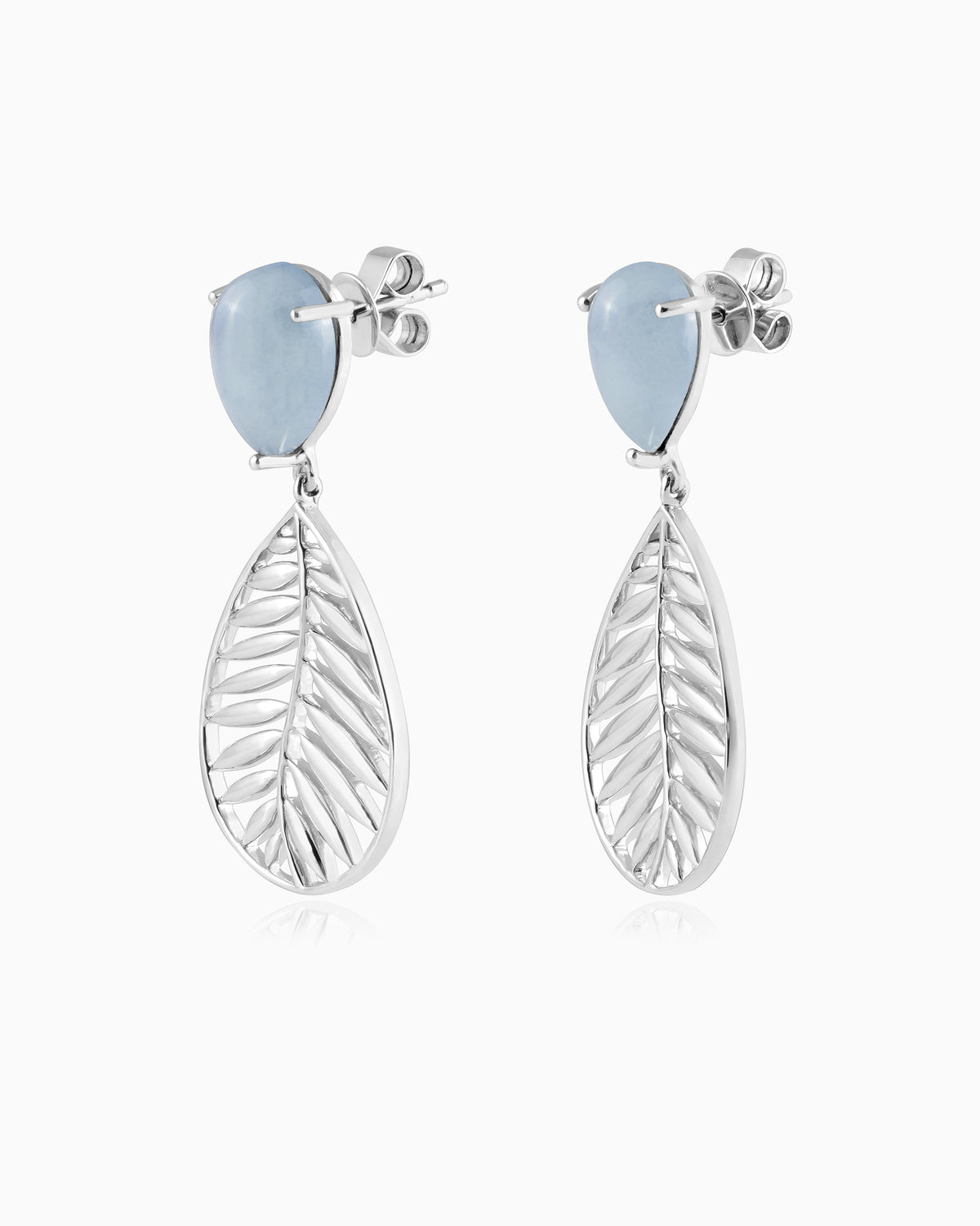 Palm Earrings of Whisper