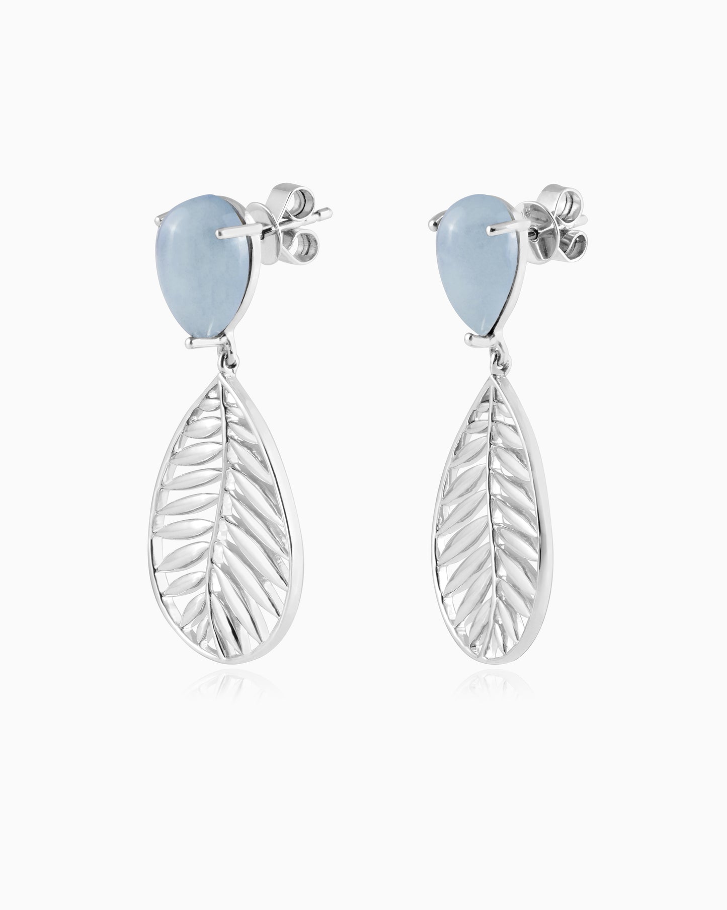 Palm Earrings of Whisper