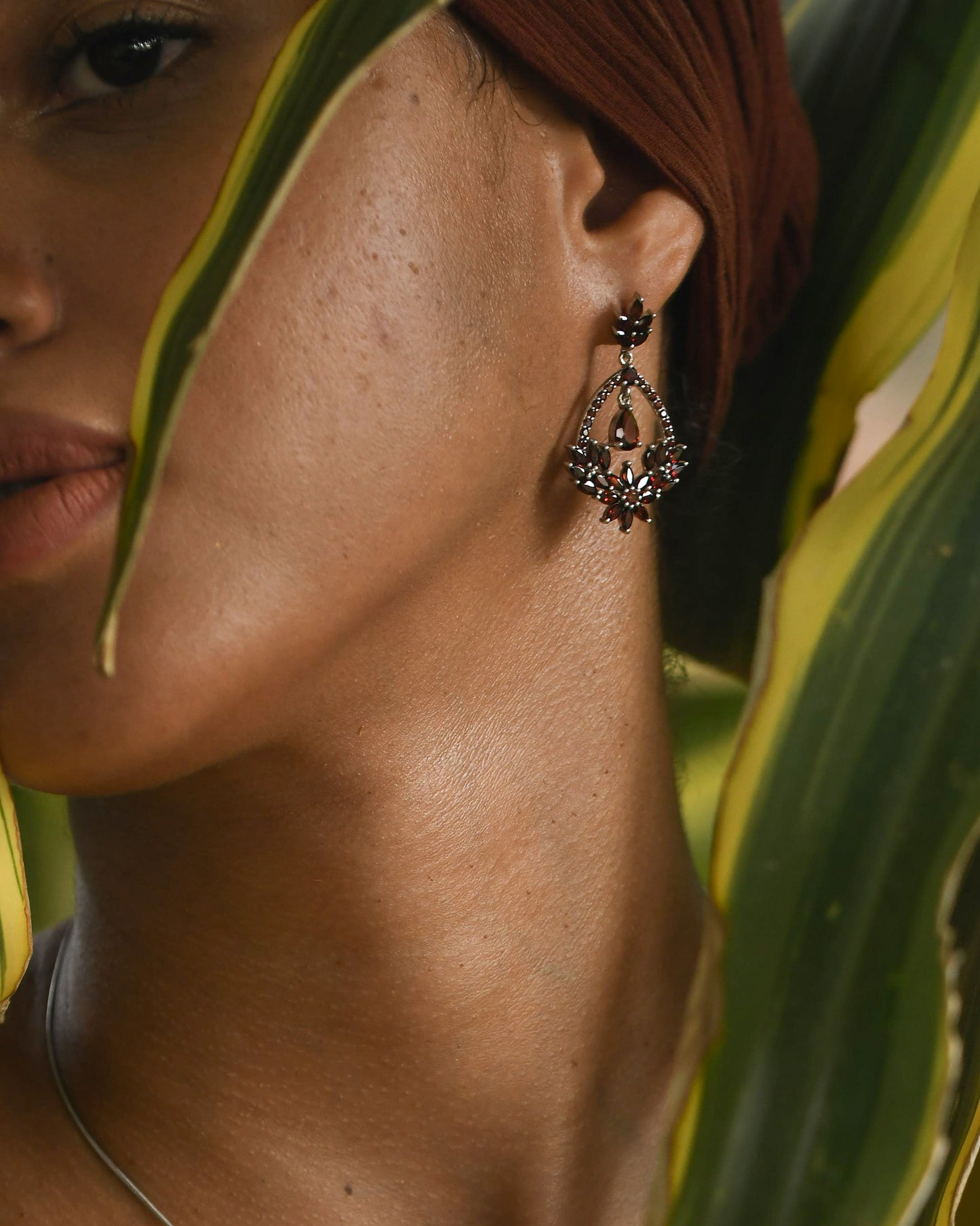 The Bloom Earrings – Garnet Edition