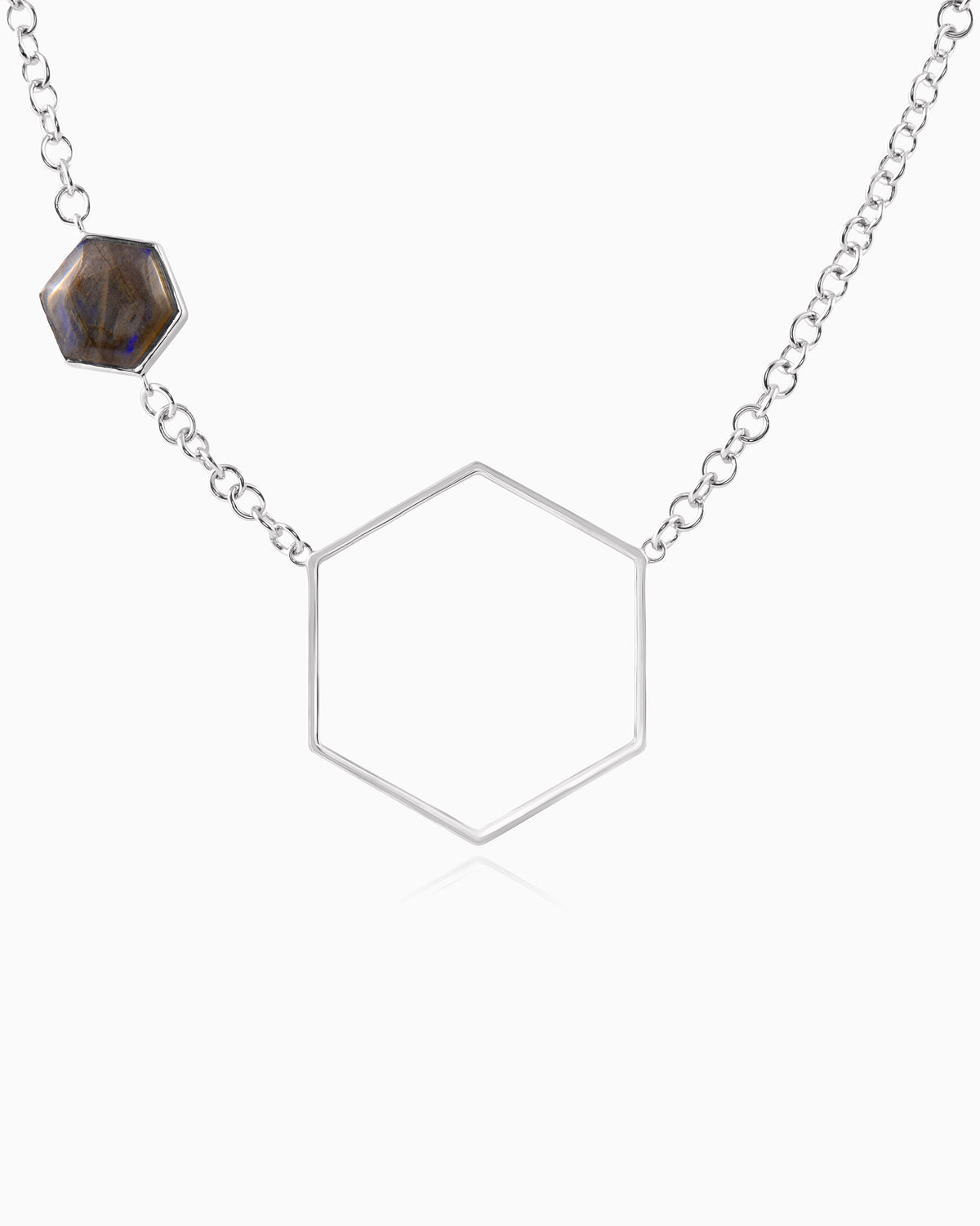 Nyxveil Shard Necklace 26.5