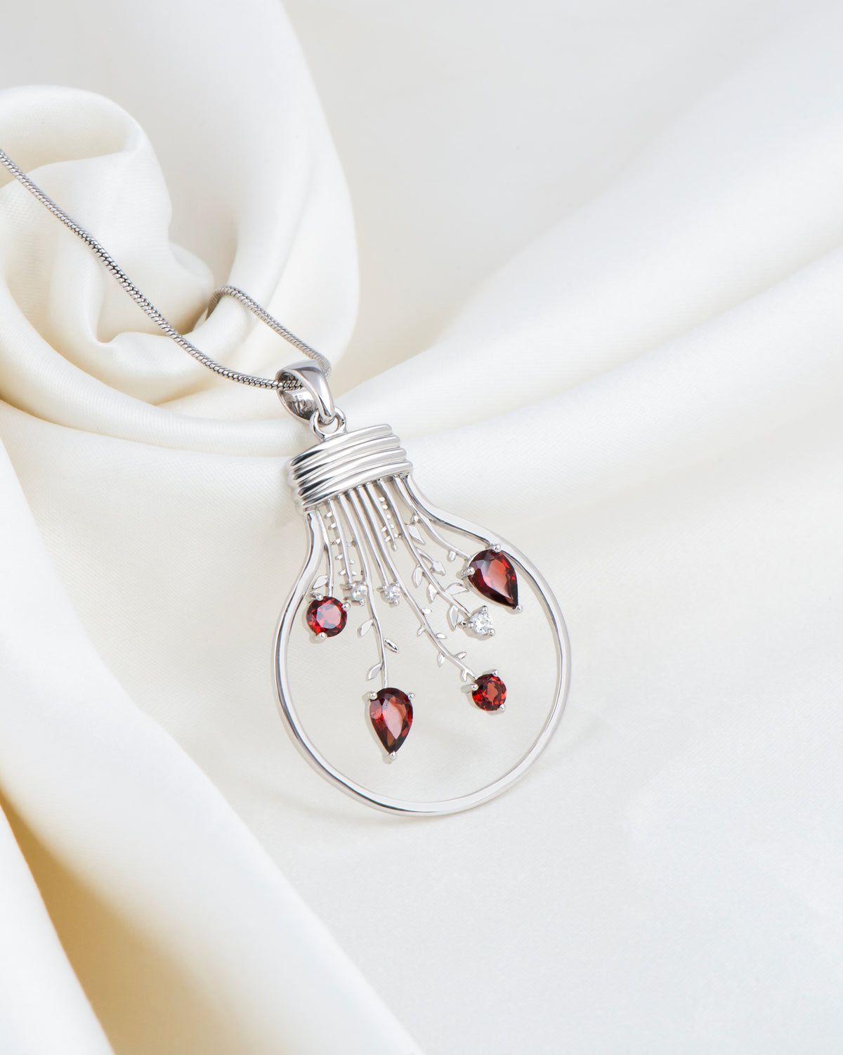 Firelight Pendant – Cherry