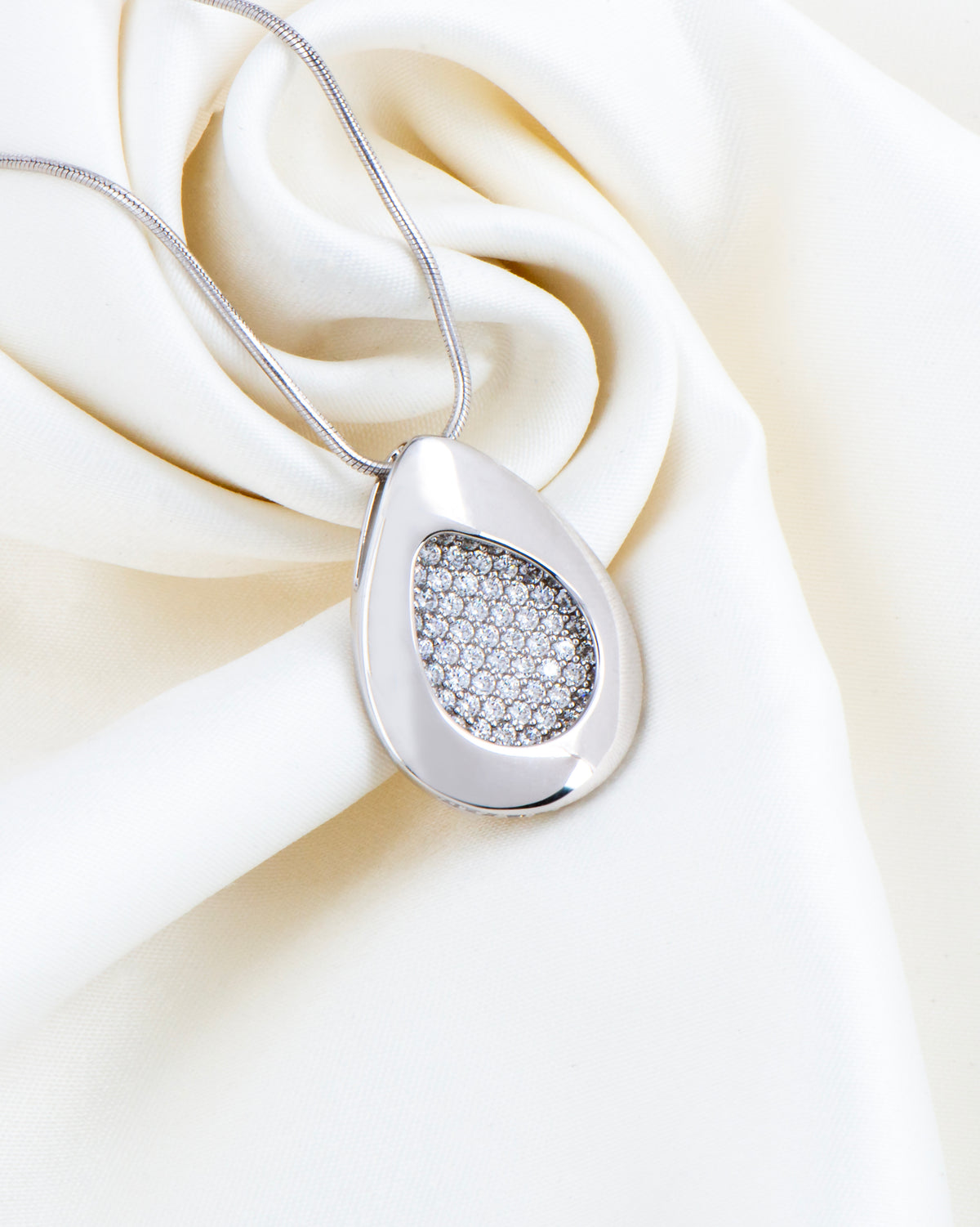 Dew Drop Sparkle Pendant