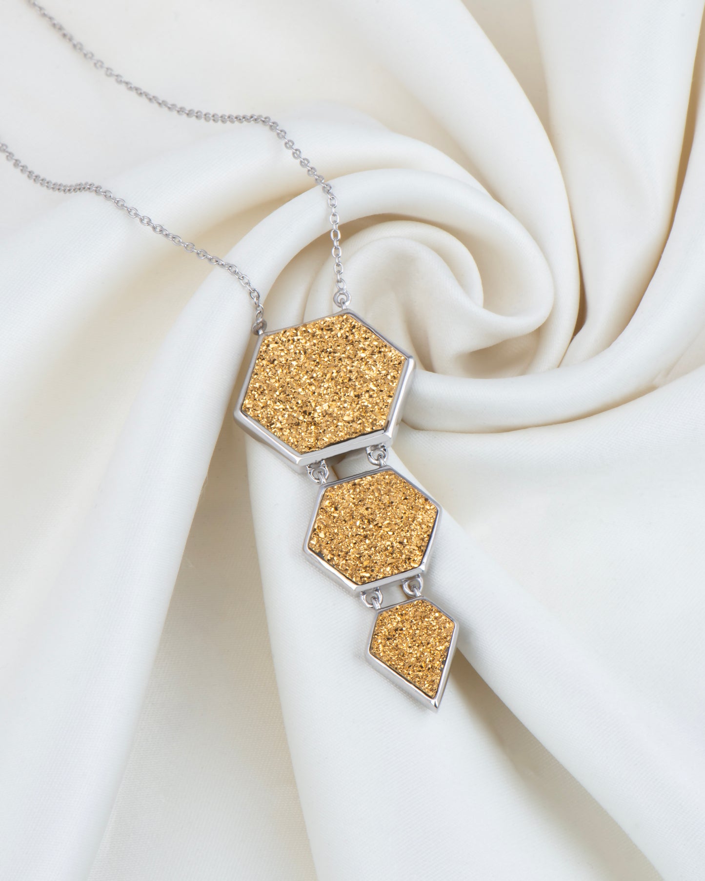 Golden Hexa Star Crust Necklace 18"