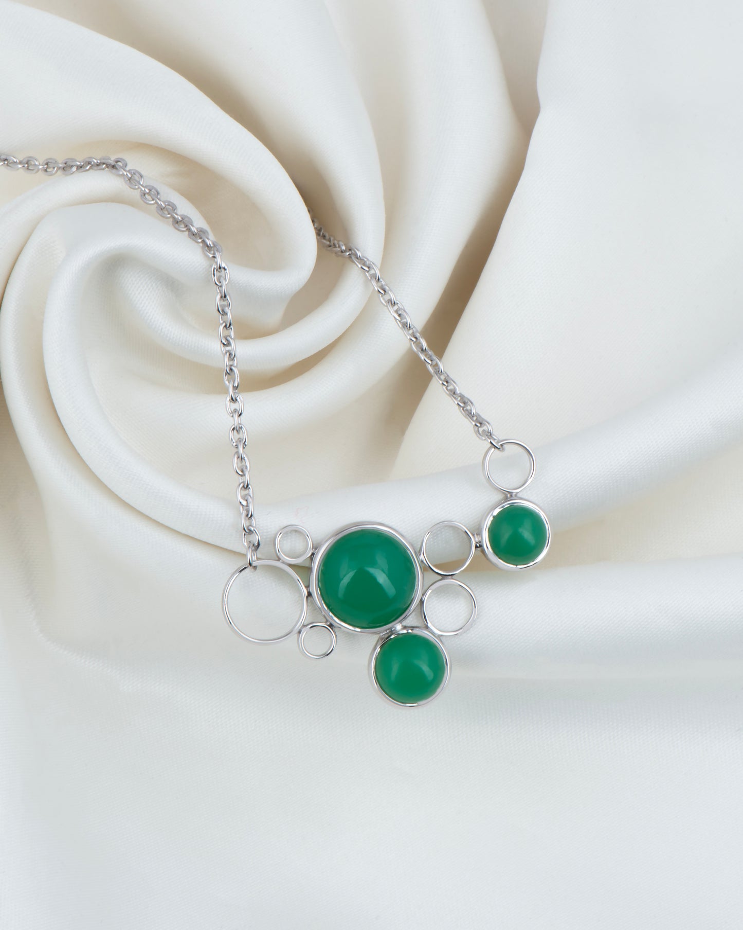 Cosmic Aura Greenveil Necklace 18"