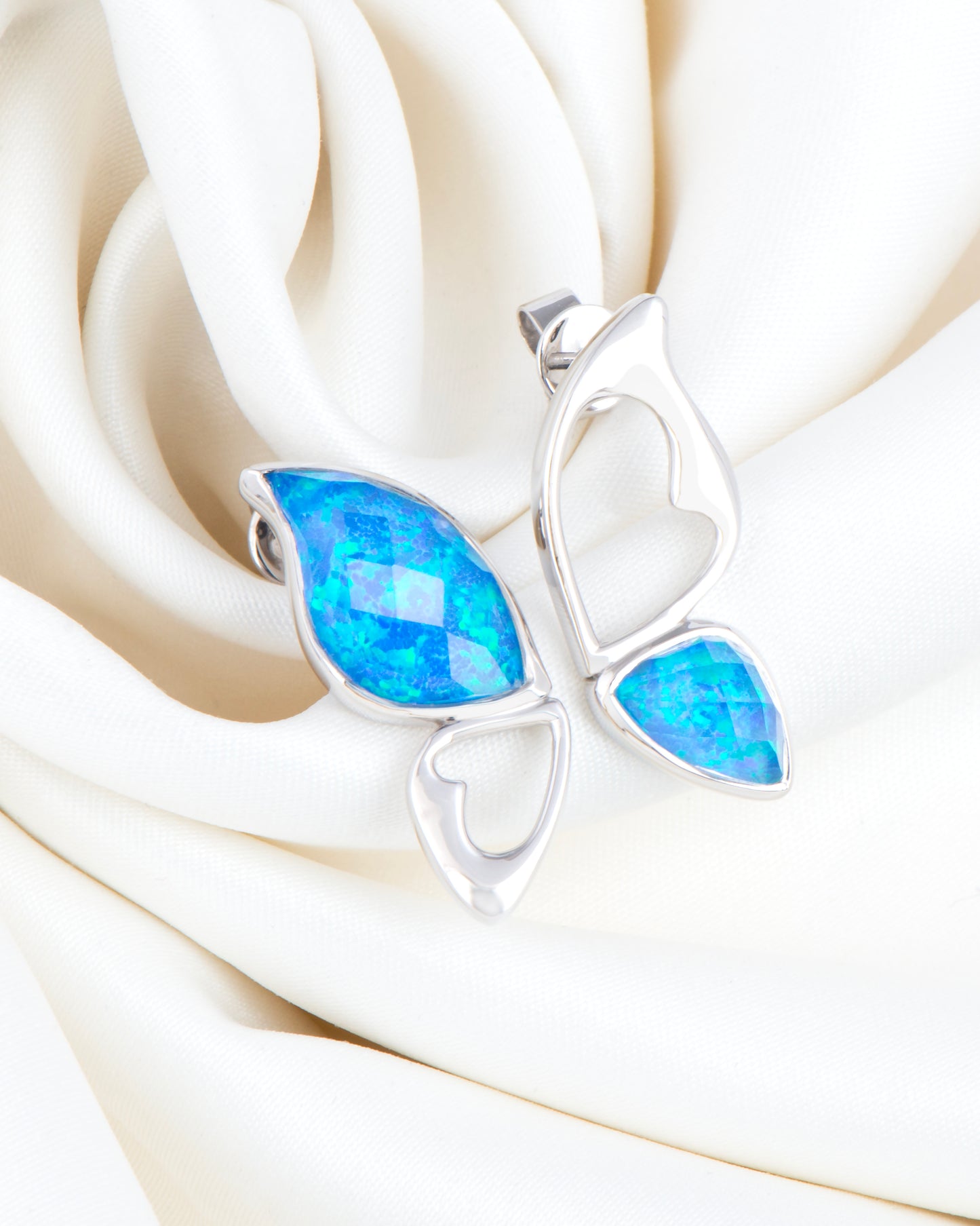 The Winged Grace Earrings – Azure Flight