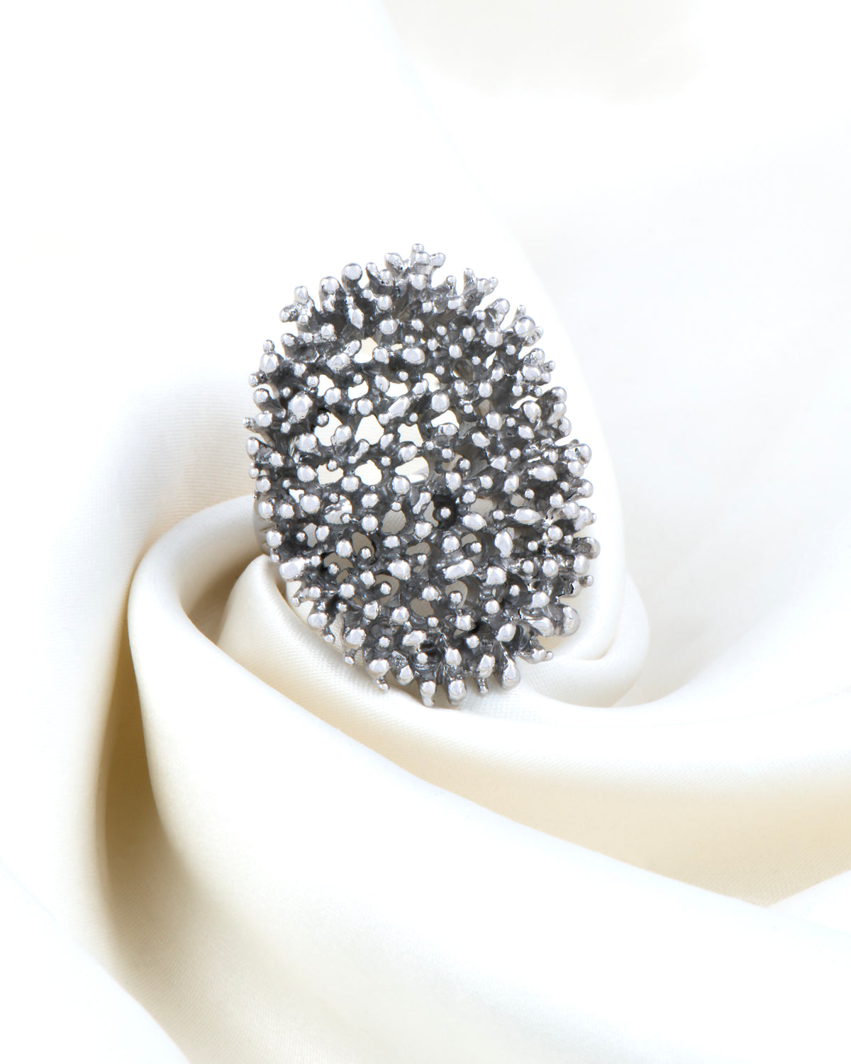 Silvery Algae Ring