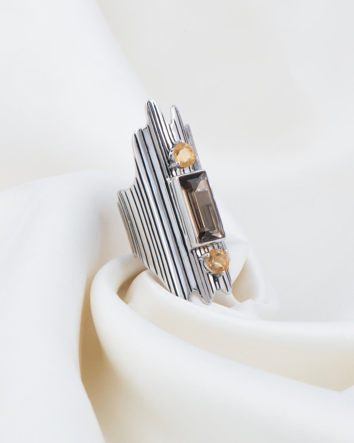 Liquorglint Smoky Crest Ring