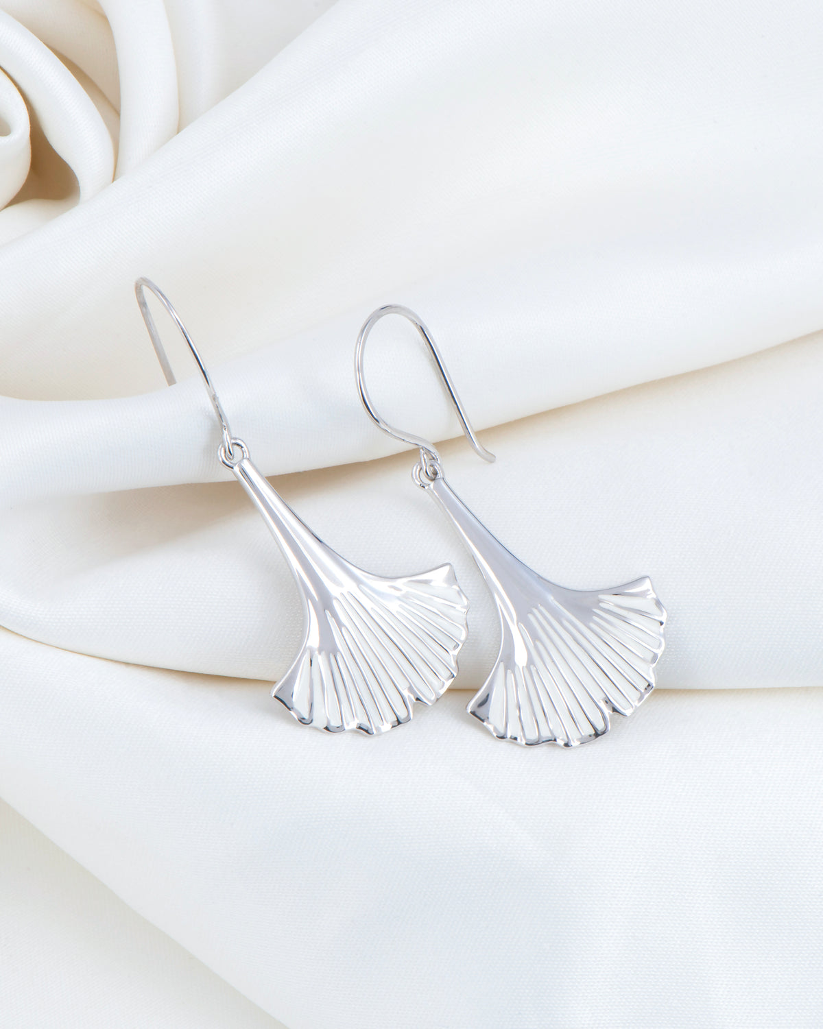 Areca Palm Sap Earrings